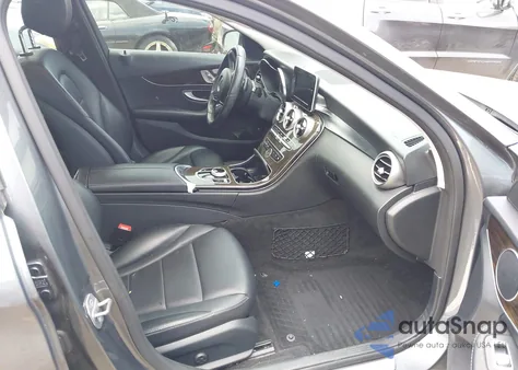 2017 Mercedes-Benz C 300 4Matic/Luxury 4Matic/Sport 4Matic from USA, damaged, VIN 55SWF4KB2HU208715